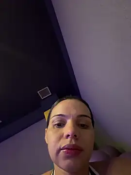Snapshot of Anavalle chatting on 06-03-26, 06:35 Anavalle online show from 06-03-26, 06:35