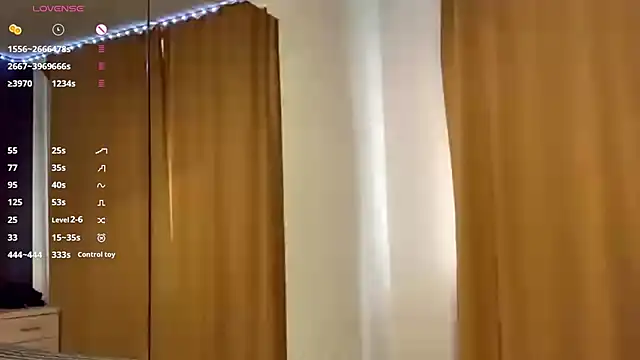 KrystinFunches online show from 10-06-25, 09:51