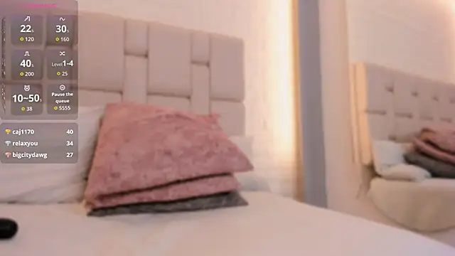 Ivana Hall online show from 10-31-25, 12:44