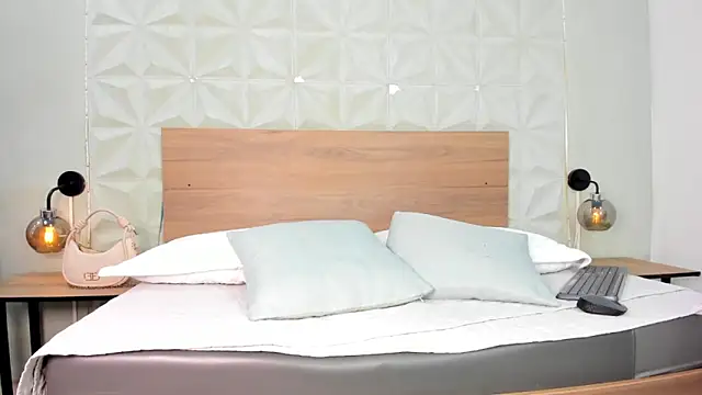 ValeryTrans  online show from 03-31-26, 01:22