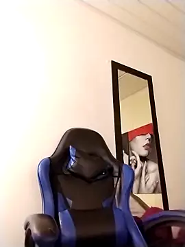 lala clark online show from 11-30-25, 11:58