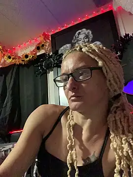 blondebarbiebae online show from 11-06-25, 05:30