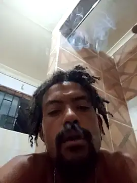 Snapshot of Goofygoody17 chatting on 01-05-26, 06:44 Goofygoody17 online show from 01-05-26, 06:44