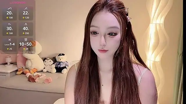 Luna--1 online show from 07-27-26, 02:13