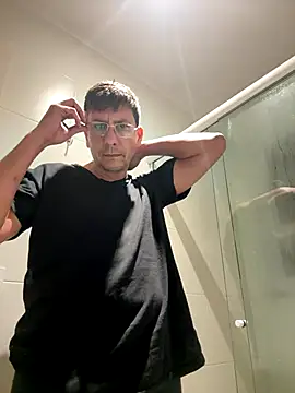 Snapshot of Arioi11 chatting on 09-23-25, 07:33 Arioi11 online show from 09-23-25, 07:33