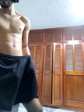 Snapshot of zkendell01 chatting on 11-02-25, 05:10 zkendell01 online show from 11-02-25, 05:10