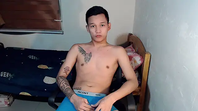 Snapshot of asianmonstercock05 chatting on 09-27-25, 06:57 asianmonstercock05 online show from 09-27-25, 06:57