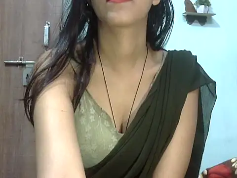 Snapshot of Lusty_Shreya_ chatting on 10-26-25, 05:35 Lusty Shreya  online show from 10-26-25, 05:35