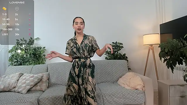 LoidaTatom online show from 10-08-25, 01:03