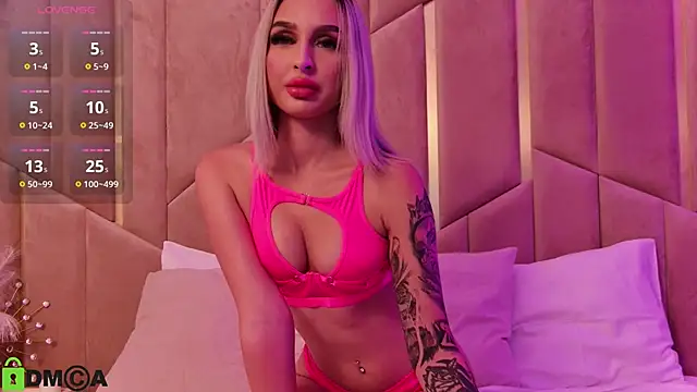 Snapshot of AriannaLure chatting on 10-02-25, 06:26 AriannaLure online show from 10-02-25, 06:26