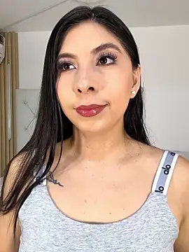 Snapshot of Ashley-Whitee chatting on 01-17-26, 04:11 Ashley-Whitee online show from 01-17-26, 04:11