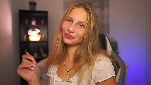 emmie murray online show from 11-13-25, 03:22