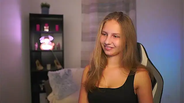 emmie murray online show from 11-20-25, 02:06