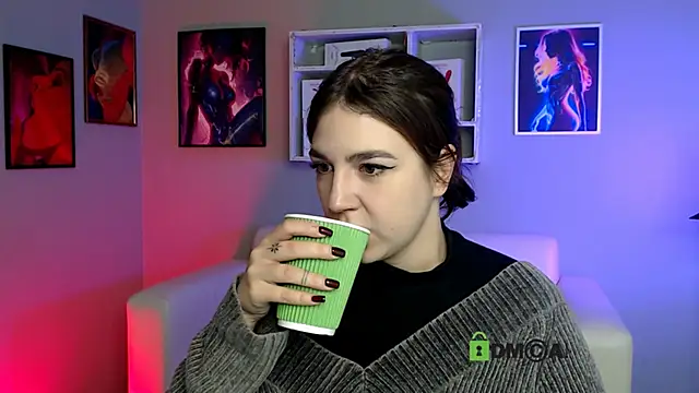 Snapshot of justcamila_ chatting on 10-08-25, 11:41 justcamila online show from 10-08-25, 11:41