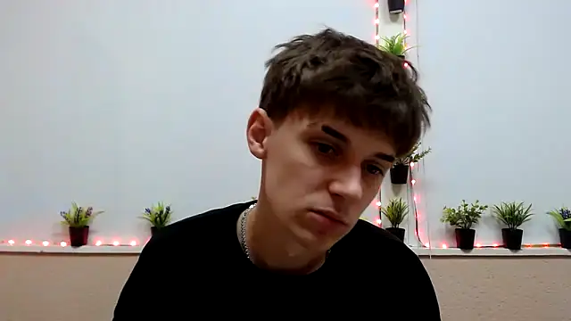 Snapshot of Hoot_Dude_ chatting on 10-27-25, 02:21 Hoot Dude  online show from 10-27-25, 02:21