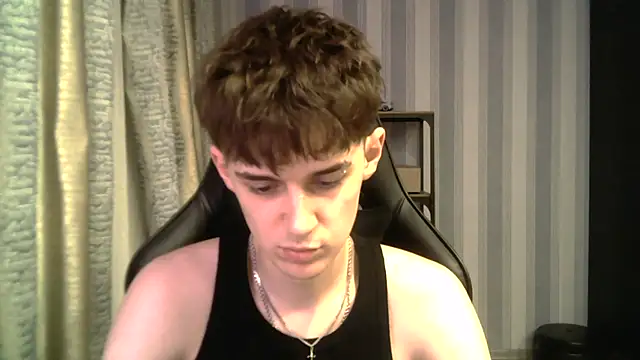 Hoot Dude  online show from 12-15-25, 03:16