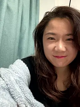 Snapshot of Momo-9988 chatting on 01-14-26, 11:27 Momo-9988 online show from 01-14-26, 11:27