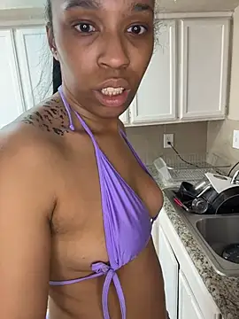 YeahhhitsBreezy online show from 02-24-26, 10:41