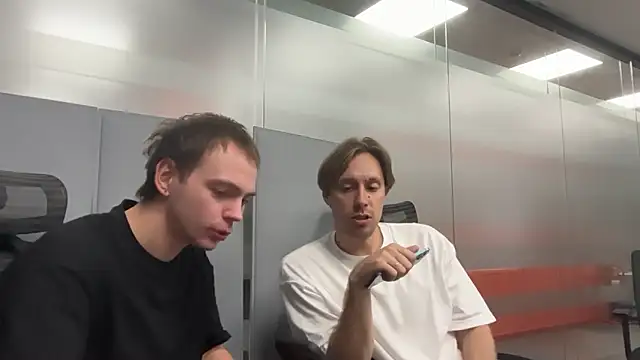 Snapshot of apachai_test chatting on 04-03-26, 01:53 apachai test online show from 04-03-26, 01:53