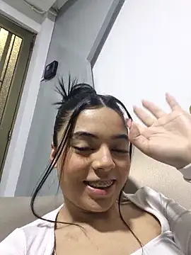 AriaBelles online show from 11-27-25, 10:17