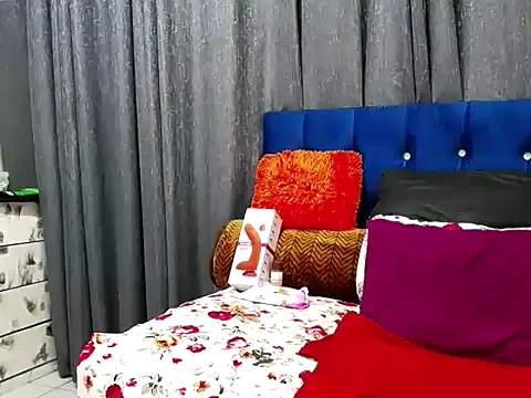 BustyBMWx online show from 10-13-25, 10:37