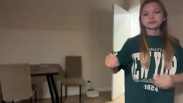 Snapshot of CandysRose chatting on 01-09-26, 06:53 CandysRose online show from 01-09-26, 06:53