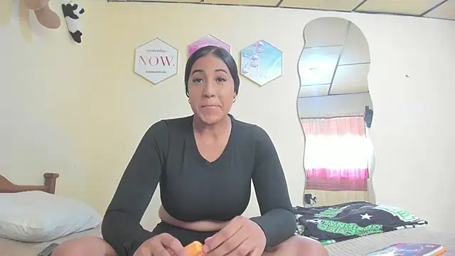 vfridaper online show from 07-11-26, 03:04