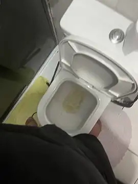 Snapshot of herinhos38 chatting on 02-08-26, 10:24 herinhos38 online show from 02-08-26, 10:24