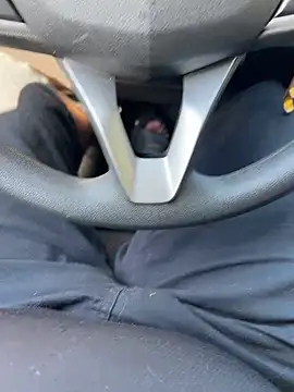 Snapshot of herinhos38 chatting on 02-18-26, 12:01 herinhos38 online show from 02-18-26, 12:01