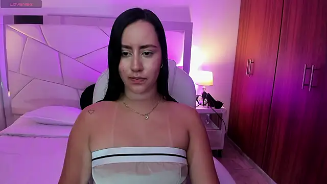 Natasha Kiim  online show from 03-09-26, 04:38