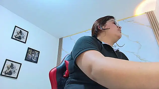 Nina Rouge7 online show from 12-16-25, 03:06