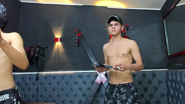 Snapshot of liam_coleman25 chatting on 11-25-25, 04:45 liam coleman25 online show from 11-25-25, 04:45