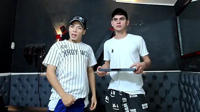 Snapshot of liam_coleman25 chatting on 11-29-25, 04:15 liam coleman25 online show from 11-29-25, 04:15