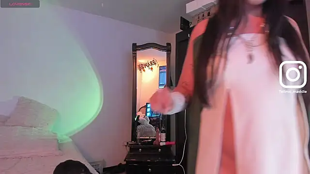 tellmemaddie online show from 10-29-25, 02:41