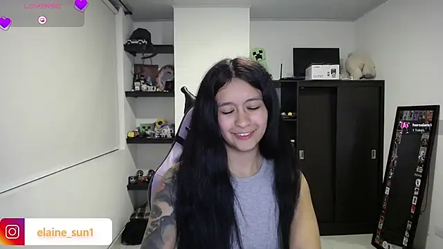 Snapshot of elaine_sun1 chatting on 05-15-26, 11:56 elaine sun1 online show from 05-15-26, 11:56