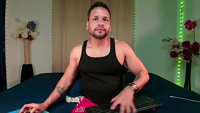 LucasGaeel online show from 04-09-26, 11:59