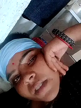 Snapshot of Cuty_nensi chatting on 10-07-25, 04:31 Cuty nensi online show from 10-07-25, 04:31