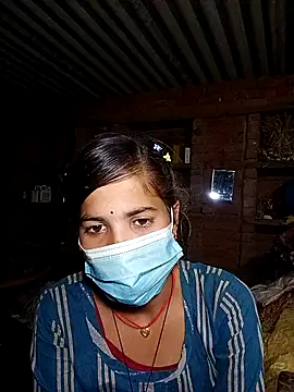 Snapshot of Cuty_nensi chatting on 10-17-25, 03:47 Cuty nensi online show from 10-17-25, 03:47