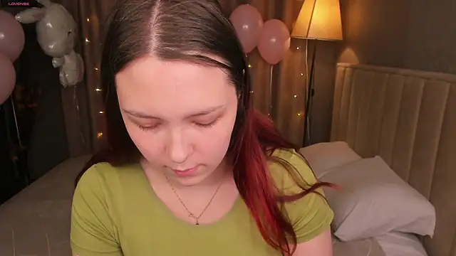 Monica  Queen online show from 04-06-26, 05:30