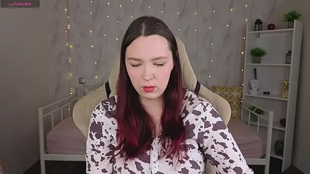 Monica  Queen online show from 05-18-26, 05:24