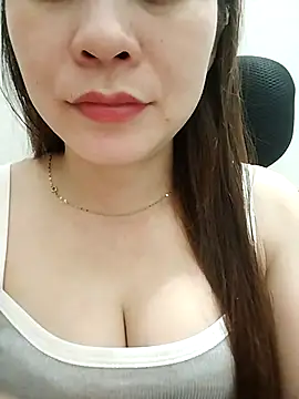 Girl Shy2000 online show from 10-15-25, 12:16