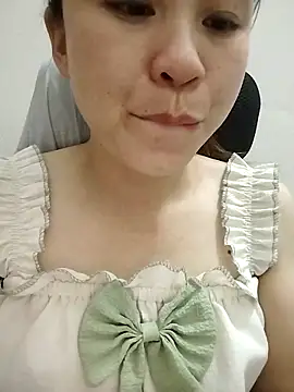 Girl Shy2000 online show from 11-09-25, 10:46