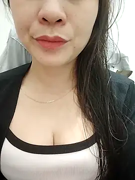 Girl Shy2000 online show from 11-12-25, 11:54