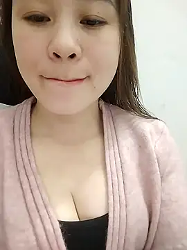 Girl Shy2000 online show from 12-23-25, 10:35