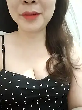 Girl Shy2000 online show from 04-04-26, 09:18