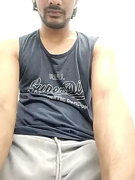 Snapshot of Ilhaamgrey chatting on 01-17-26, 02:55 Ilhaamgrey online show from 01-17-26, 02:55