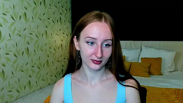 Snapshot of TwilightSerena chatting on 09-28-25, 04:18 TwilightSerena online show from 09-28-25, 04:18