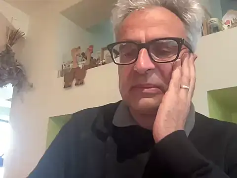 Snapshot of chtentation chatting on 03-14-26, 03:28 chtentation online show from 03-14-26, 03:28