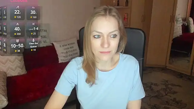Tiffany Bates online show from 05-12-26, 10:45