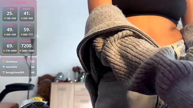 EvaJetty online show from 09-28-25, 01:49